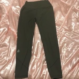 Ptula Leggings- OLIVE alainah leggings